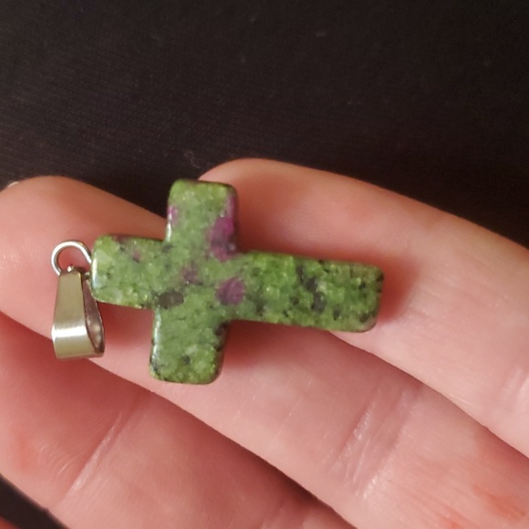 New 2pc Ruby in Zoisite Cross Pendants. - Picture 7 of 10